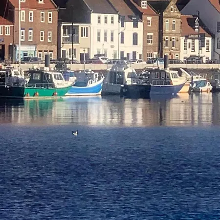 아파트 Stunning Views Of Habour *