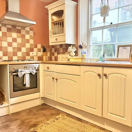 Stunning Views Of Habour Γουίτμπι