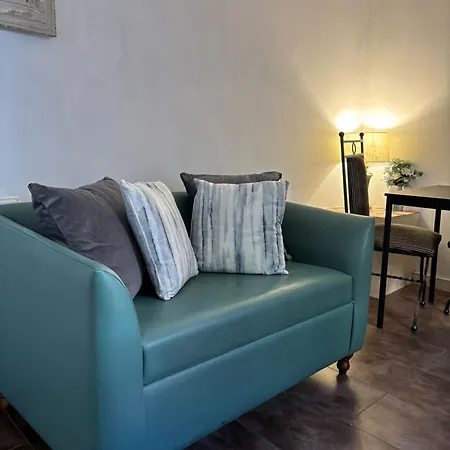 Stunning Views Of Habour Διαμέρισμα